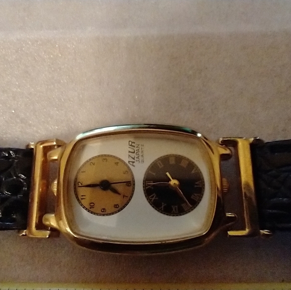 Azure watch - Picture 5 of 6